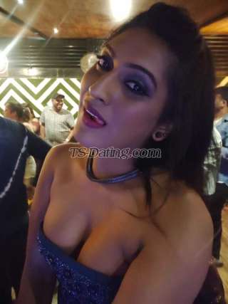 trans girl Deksha 0141842