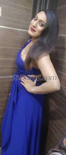 trans girl Deksha 0144377
