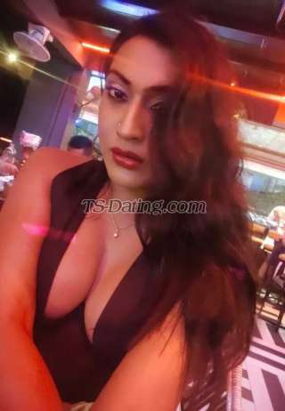 trans girl Deksha 0144951