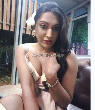 trans girl Deksha 3745184