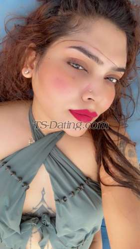 trans girl DesireQueen 6493376