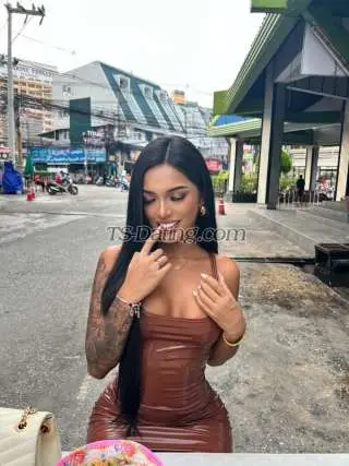 Shemale Diamondice 8209870