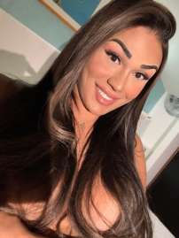 DiannaTop Porto Transex Ciao ragazzi, sono io Dianna Shanghai una nuova faccia TS ✨ Servizio completo: esperienza GF, pioggia dorata, social, divertimento, dominatrice, viaggi internazionali e molto altro che ti meriti. 🔥 Sono una persona appassionata, abbiamo momenti lunghi e speciali insieme. Non solo per le foto offro anche un servizio intelligente, possiamo avere una bella conversazione e anche una buona amicizia, perché per me è troppo importante avere un buon rapporto con te non solo per il sesso. ✨🔥🥂⭐️❤️ Un grosso e curvo misura un cazzo di 21 cm, sono alto come un modello di rivista di copertina con 1,82 di corpo delizioso e in forma 😈 Niente fretta, niente tabus. Possiamo realizzare tutti i nostri sogni cattivi insieme. Aspetto un tuo contatto. Scegli sempre la qualità. Seguimi anche sulla mia pagina Instagram @diannashanghai 📲