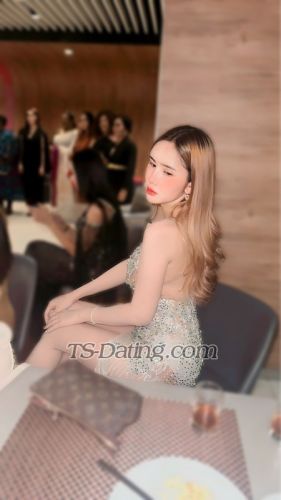 trans girl Didianaaulia 6524760