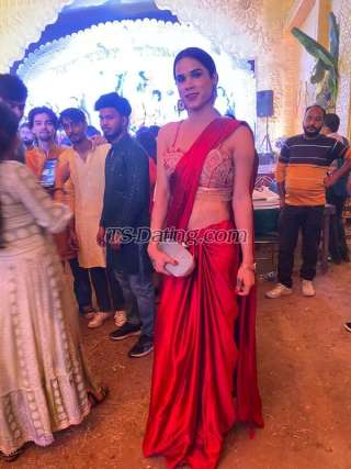 trans girl Diksha96 9019413