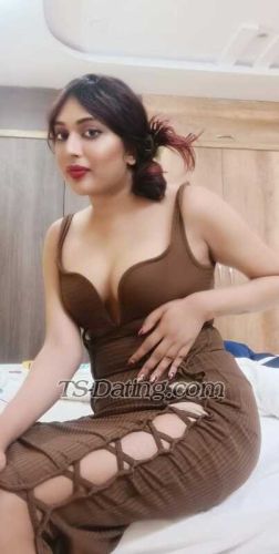 trans girl DivaSunayna 7175856