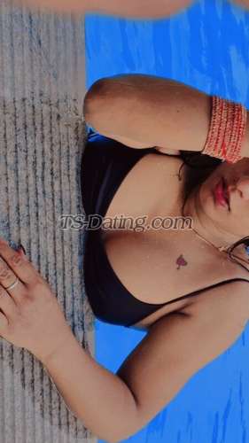 trans girl Diviya19 5818343