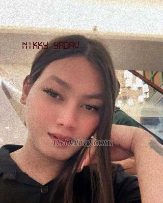 trans girl Divyaranaa 1462080