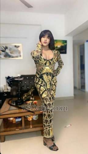 trans girl Diyamistress 2398400