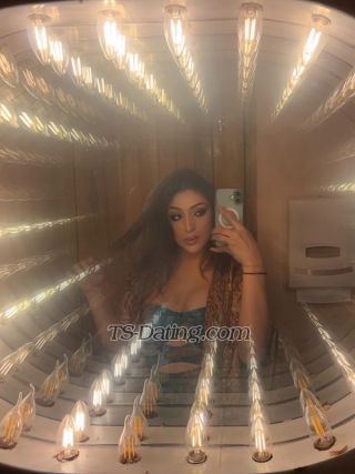 trans girl DojaCat 9401991