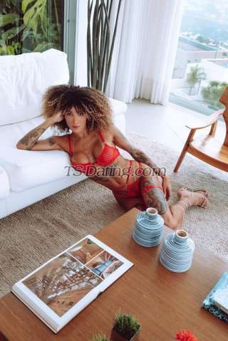 trans girl Marcelle 1067082