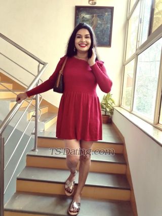 trans girl Dollyhoney 0539987