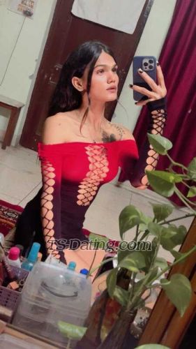 trans girl Doonavailabl 1318839