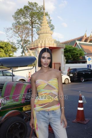 trans girl DorothyKOL 0368269