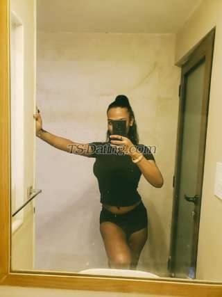 trans girl Duskyone 1727898