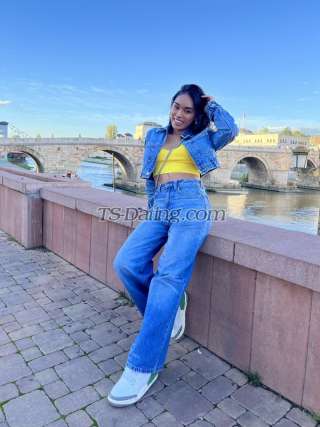 trans girl diane24 9910714