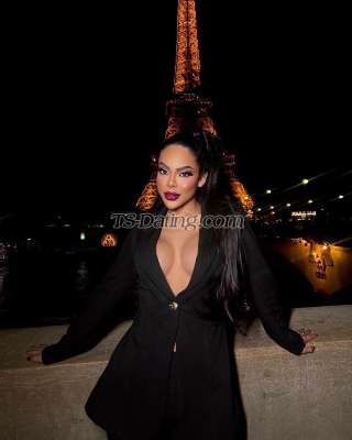 trans girl emillits 1675524