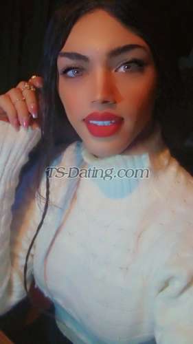 trans girl Ealla 2440510