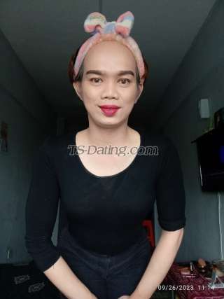 trans girl Edora 5646803
