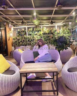 trans girl Elaine 8784694