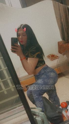 trans girl Eleesar1 5111933