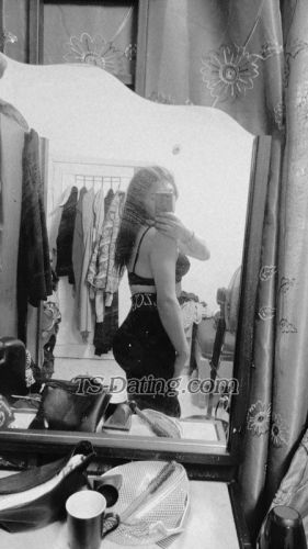 trans girl Eleesar1 5112684
