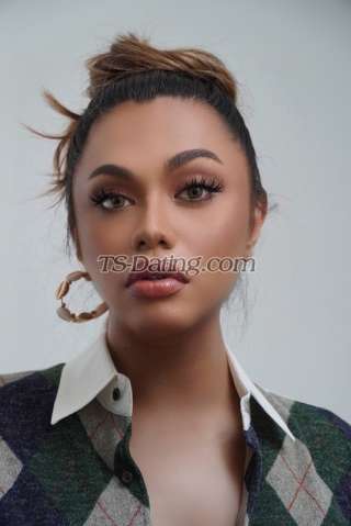 trans girl Elissaxoxo 8401918