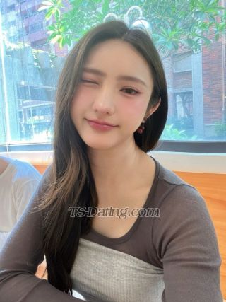 trans girl Elle328 0076935