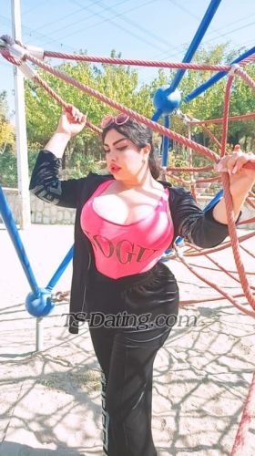trans girl Elmirashemal 1923489
