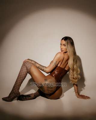 trans girl Eloalinss 2174975