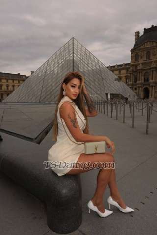 trans girl Eloalinss 2175124