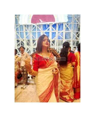 trans girl Emergencyquen 5509251