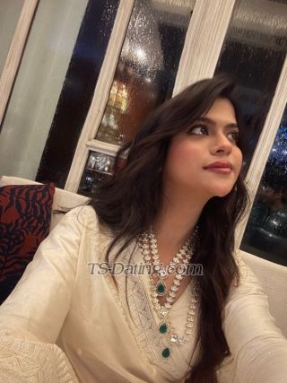 trans girl Emergencyquen 9733610