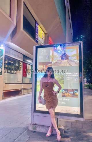 trans girl Emilia0402 1062848