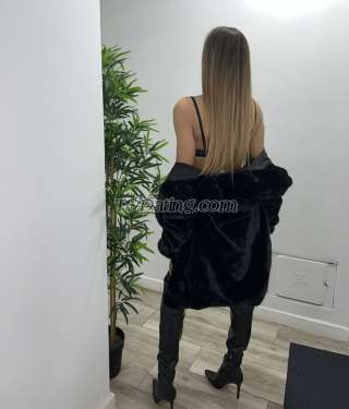 trans girl Emillydias 0782802