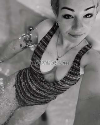 trans girl EmmaTgirl 7187575