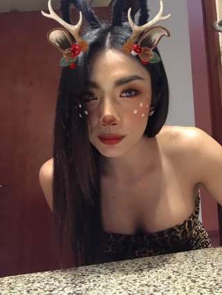 Emmaa55 7773592 Emmaa55 7773592