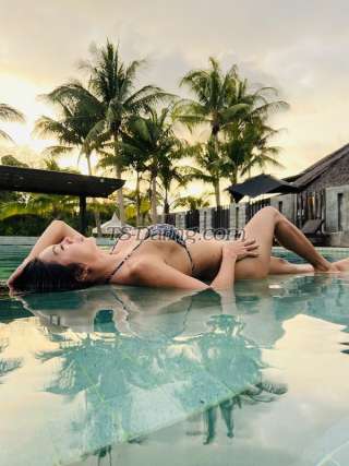 trans girl Enchantress 7880632