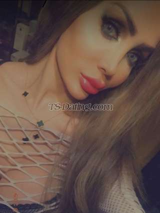 trans girl Ennaa 0416606