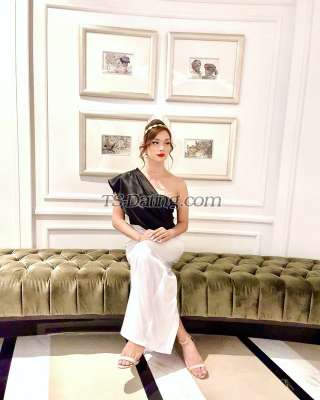 trans girl ErinHawt01 0405633