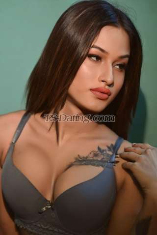 trans girl EroticAriyaa 6073507