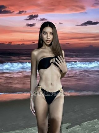 trans girl Estradiaon 0758022