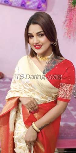 trans girl ExoticMiki 2903325