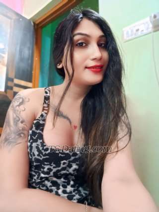 trans girl ExoticRupa 0081433