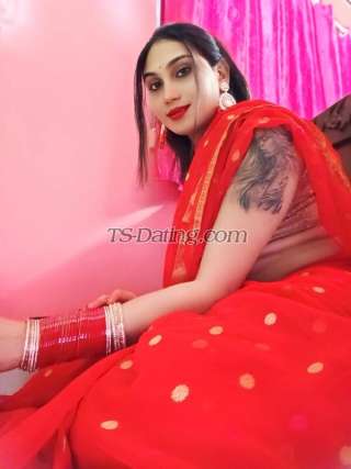 trans girl ExoticRupa 0645700