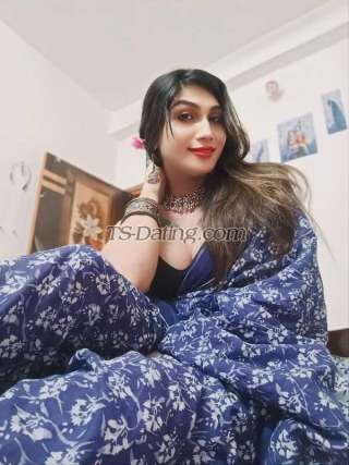 trans girl ExoticRupa 1294327