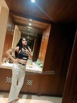 trans girl ExoticRupa 2922751