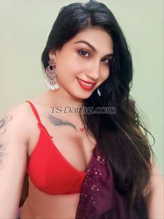 trans girl ExoticRupa 8329234