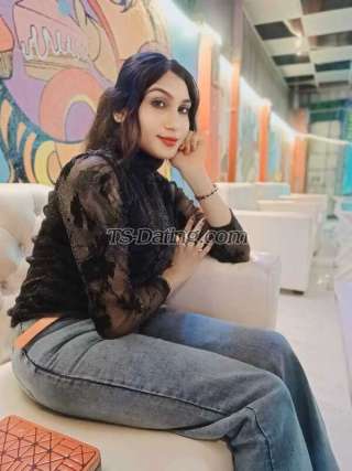 trans girl ExoticRupa 8933027