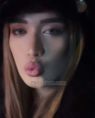 trans girl elisasu01 9166933